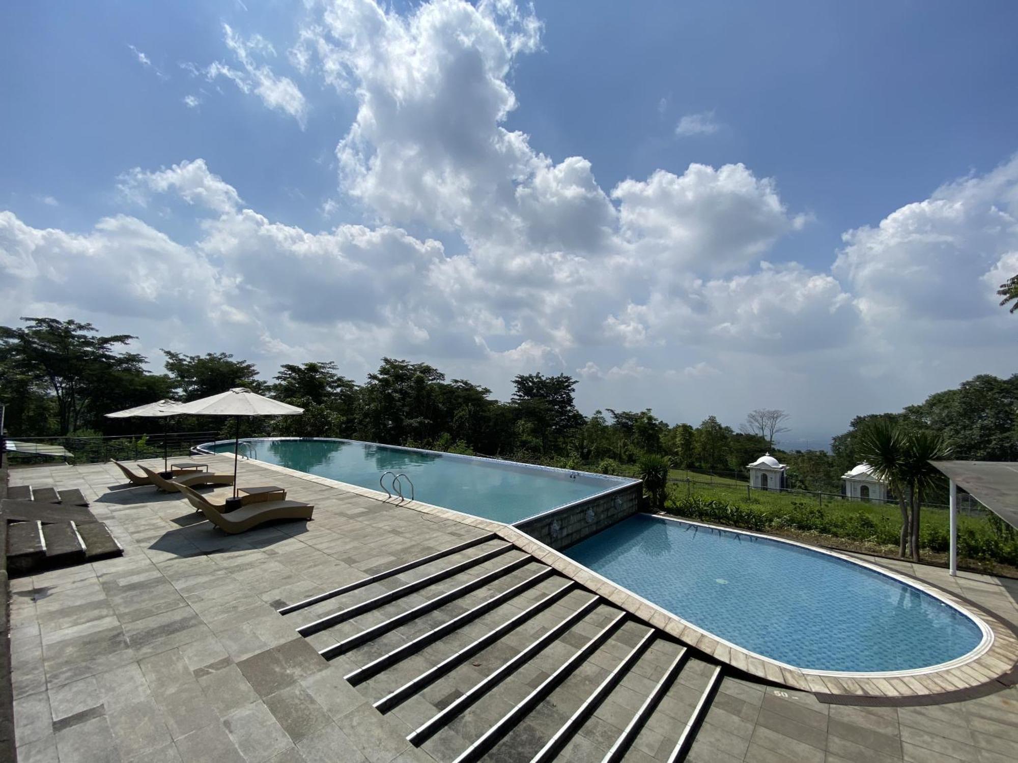 Kaliandra Resort & Organic Farm Dayu Luaran gambar